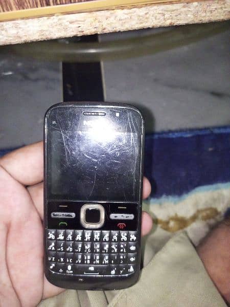 E5 nokia old is gold no any problem 0