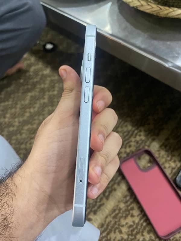 iphone 15(128gb) 3