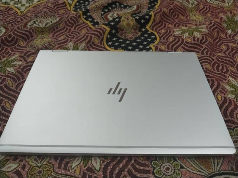 HP elitebook core i5 7th generation touchscreen face id finger sensor 0