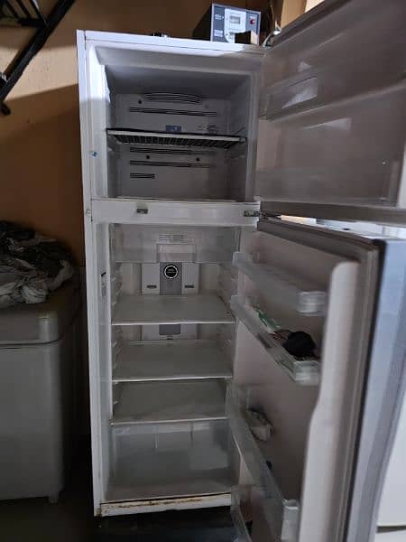 Hitachi refrigerator 110 1