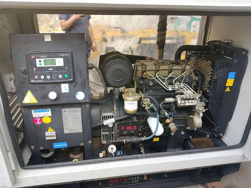 Perkins HP 2012 model 20 kva 0