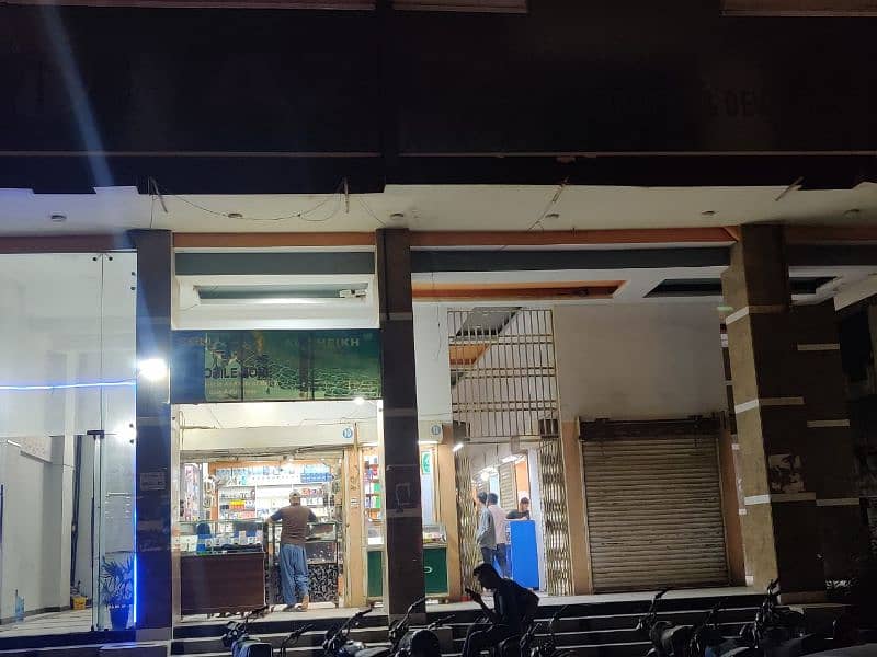 mobile shop for sale front facing prime location surjani. . . 4