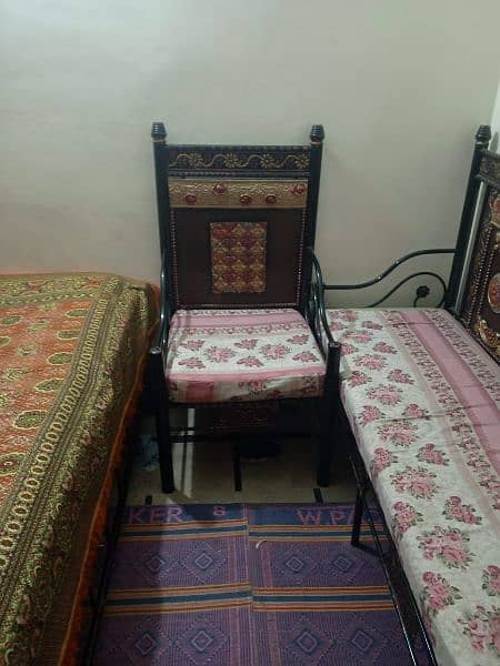 King size bed with 5seater sofa and matress 5