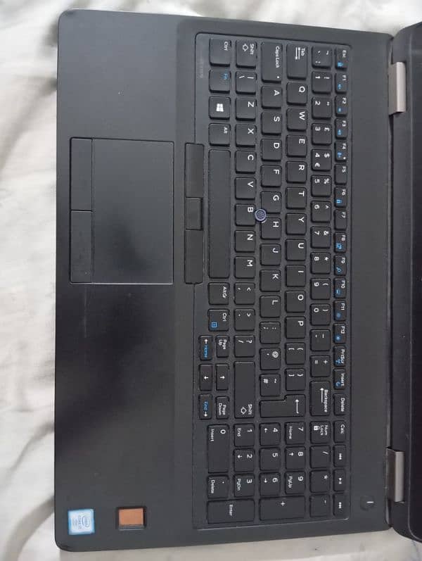 Dell core i7 6gen,16 RAM 128 GB SSD with 2 GBgraphic Card. 03044280498 6