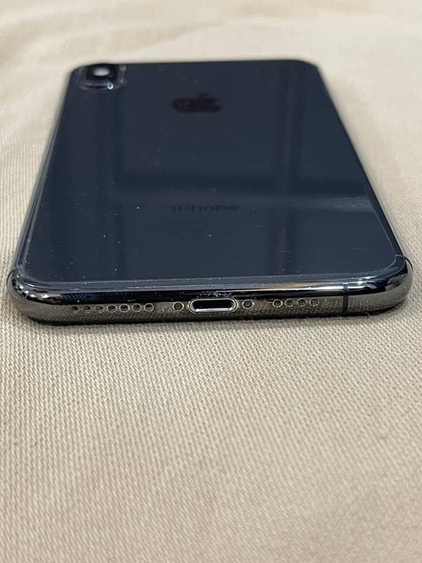 iPhone Xsmax 64GB PTA approved With box 5