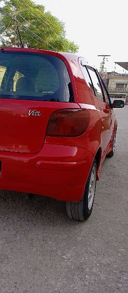 Toyota Vitz 2003 9