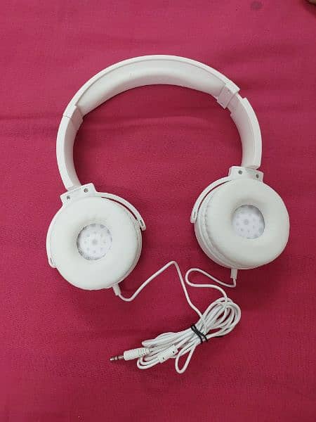 hawaei headphones 1