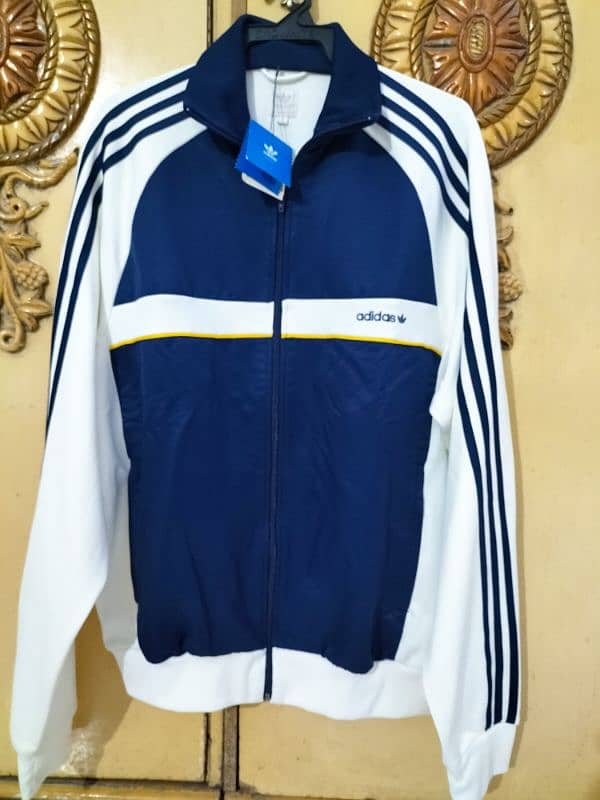 brand new ADIDAS JACKET size XL 0