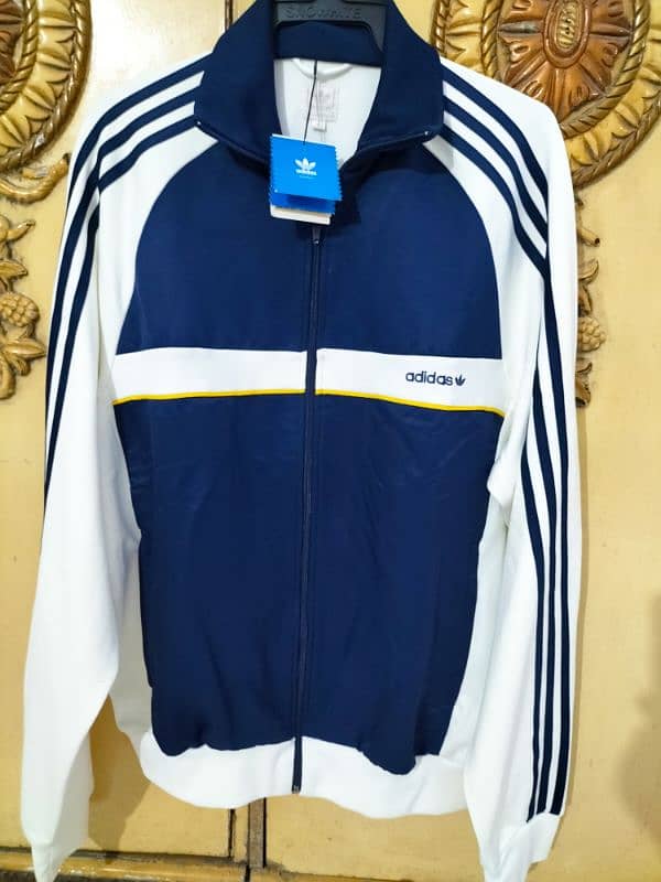 brand new ADIDAS JACKET size XL 2