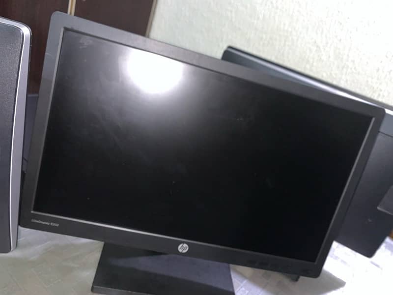 WORKSTATION FOR SALE 5