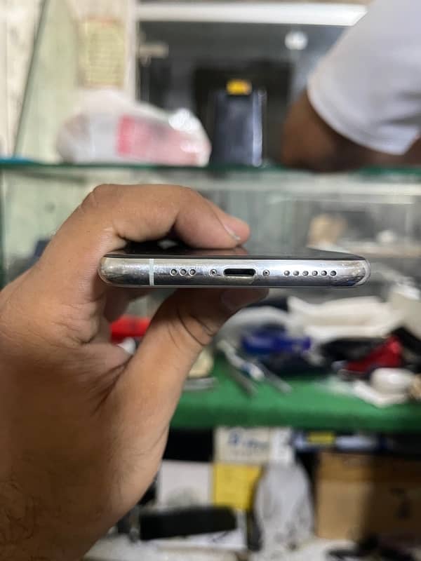 iphone 11 pro non pta 3