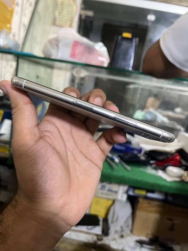 iphone 11 pro non pta 4