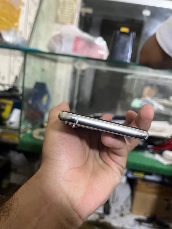 iphone 11 pro non pta 5