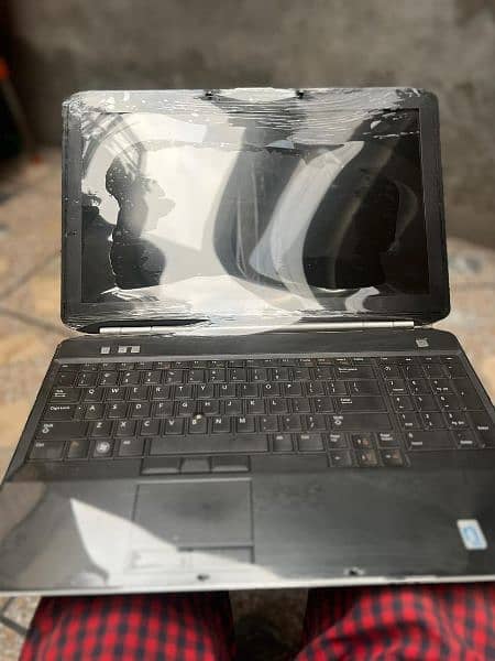 CORE I5 SECOND GEN LAPTOP ALL OK Dell latitude e5520 10