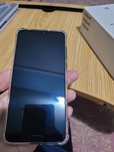 Huawei p20 pro 10/10 condition non approve 2