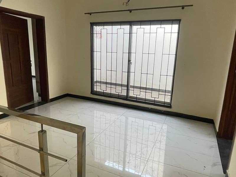 5 Marla Modern House Available For Sale In Paragon City Lahore 9