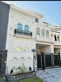 5 Marla House Near Park Mosque Market Available For Rent