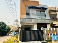 5 Marla Modern House Available For Sale In Paragon City Lahore