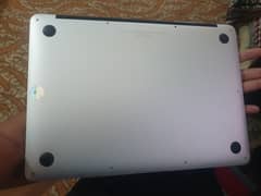 MACBOOK AIR EARLY 2015 0