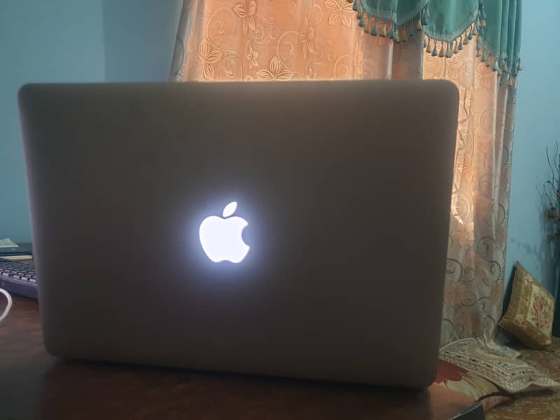 MACBOOK AIR EARLY 2015 4