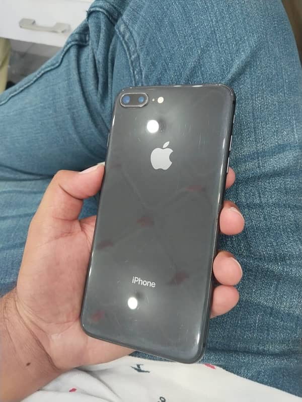 iphone 8 plus 1