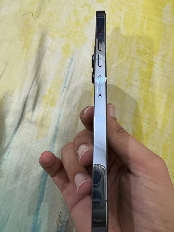 IPhone 13 ProMax, 256GB Non PTA, Factory Unlock 4