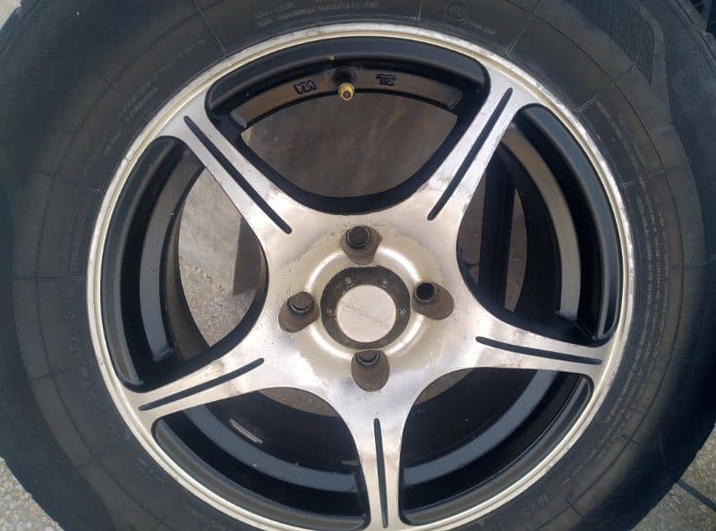 Rim tyres 14 inch exchange possible 12