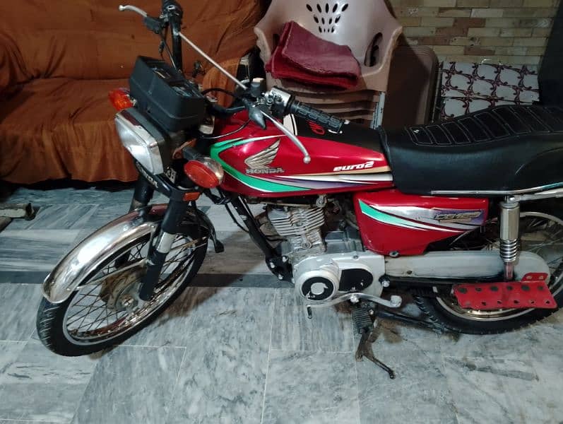 Honda 125 lush bik totally original 6