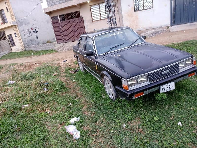 Toyota Corona 1981 3