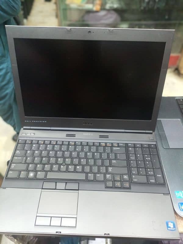 dell precision M4600 i7 2nd 8/500 4