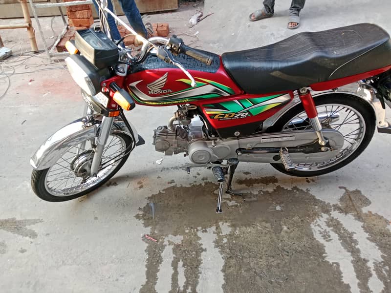 Honda CD 70cc 5