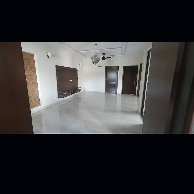 10 Marla House For Sale In Paragon City Lahore 7