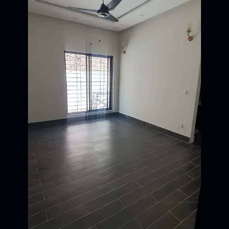 10 Marla House For Sale In Paragon City Lahore 11