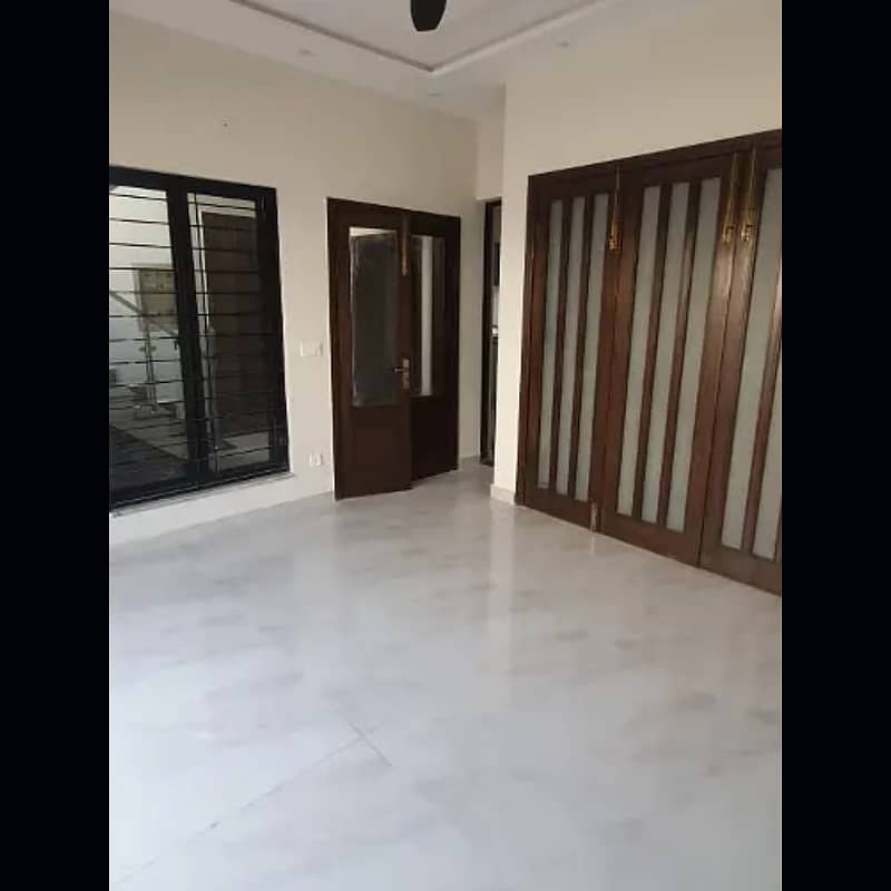 10 Marla House For Sale In Paragon City Lahore 14