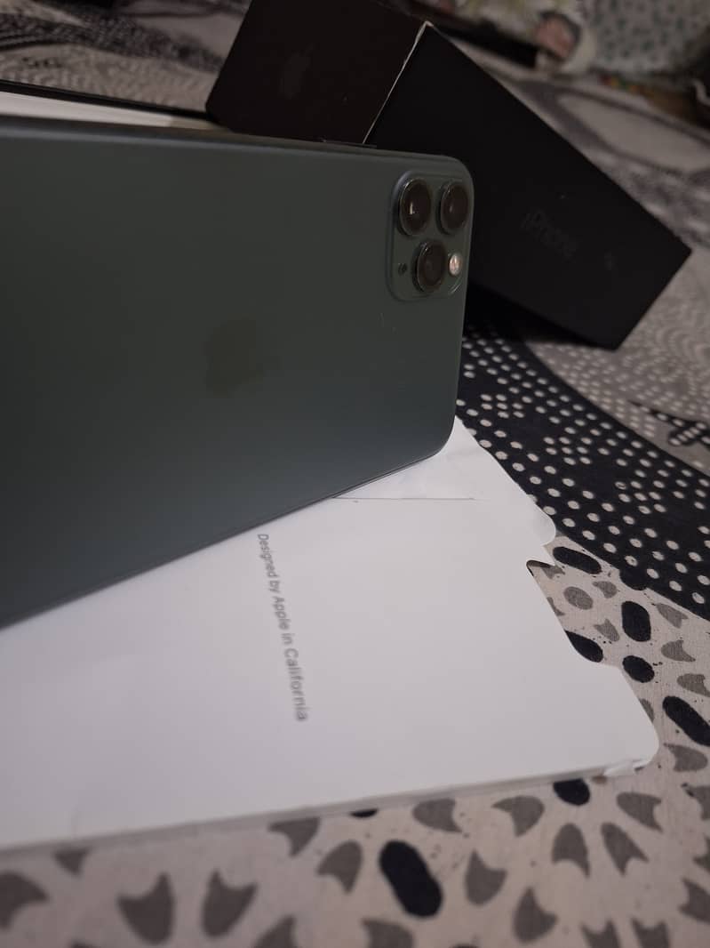 iPhone 11 pro max non pta 4