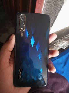 Vivo s1 4 128