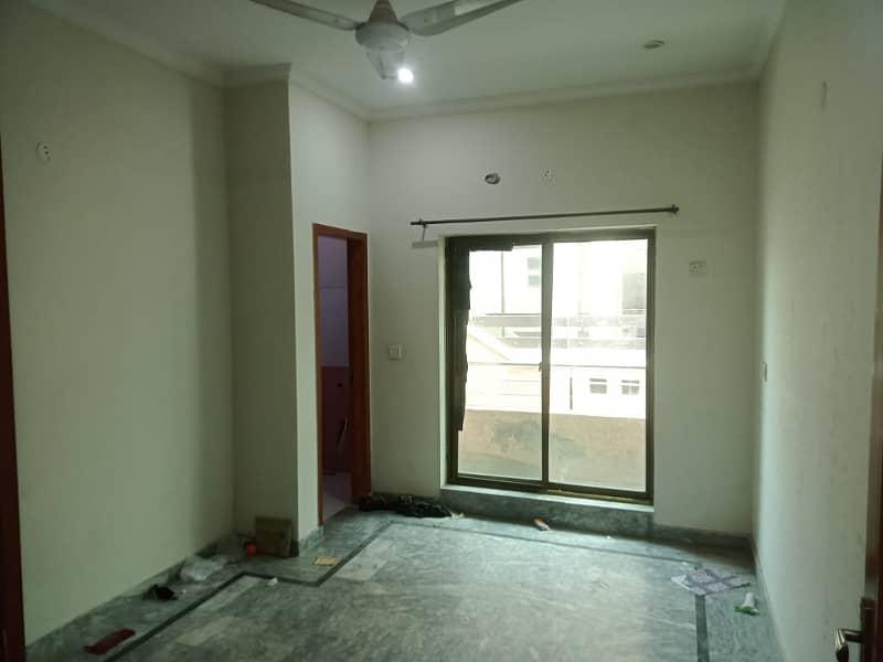 3.5 Marla Upper Portion Available For Rent (Near Qurban School) 2