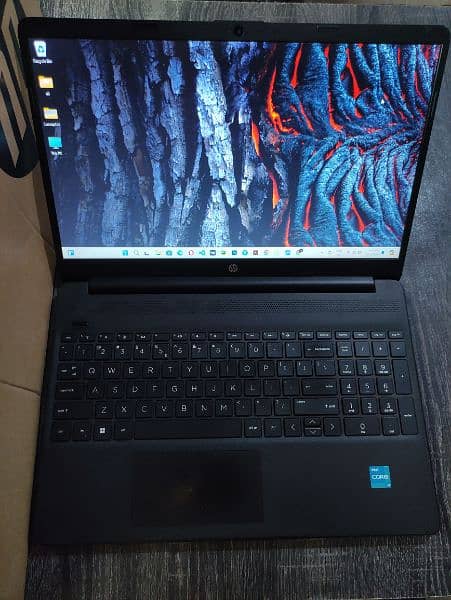 Hp 15s-fq5000nia core i3 12th gen, 4gb ddr4 ram, 15.6 inches hd screen 1