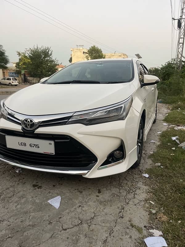 Toyota Altis Grande 2019 1