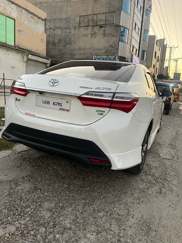 Toyota Altis Grande 2019 4