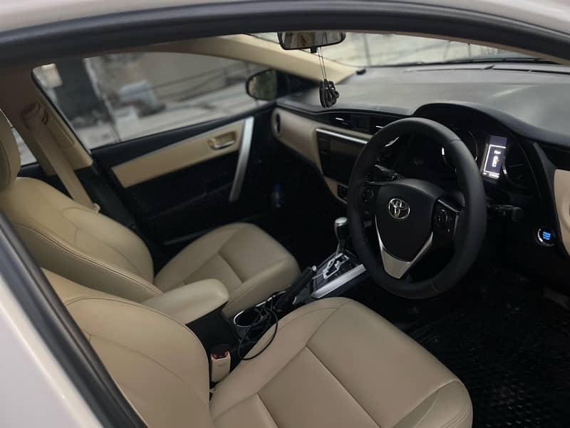 Toyota Altis Grande 2019 15