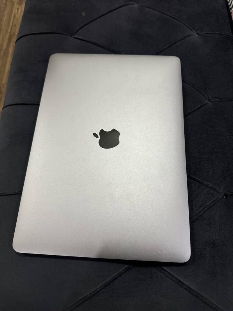 Apple Macbook pro 2019 6