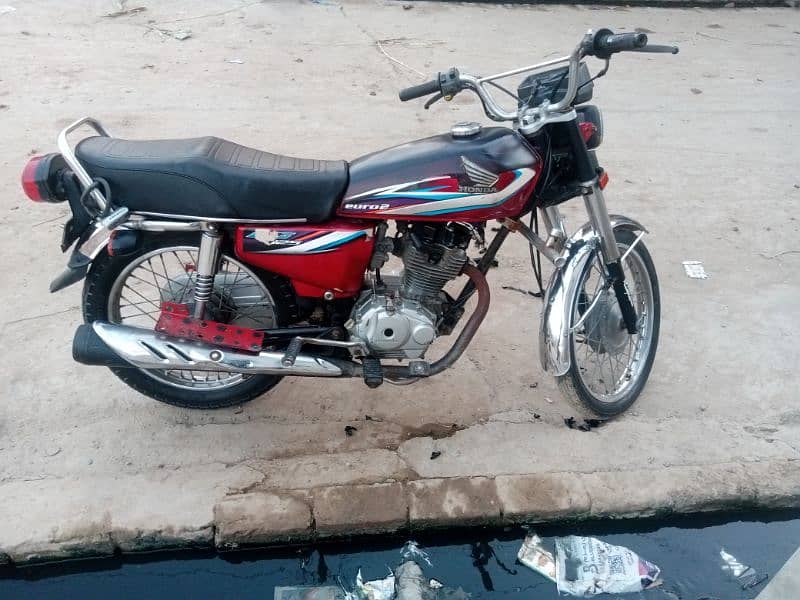 Honda 125 2014 model. 03023300259 4