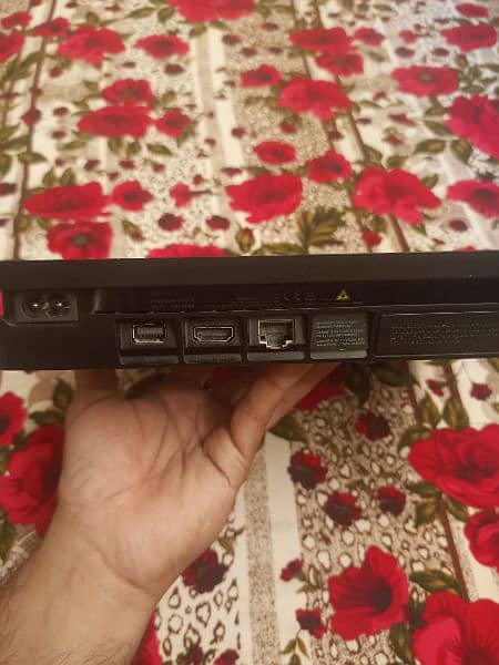 PS4 Slim 500 gb serial match box 7