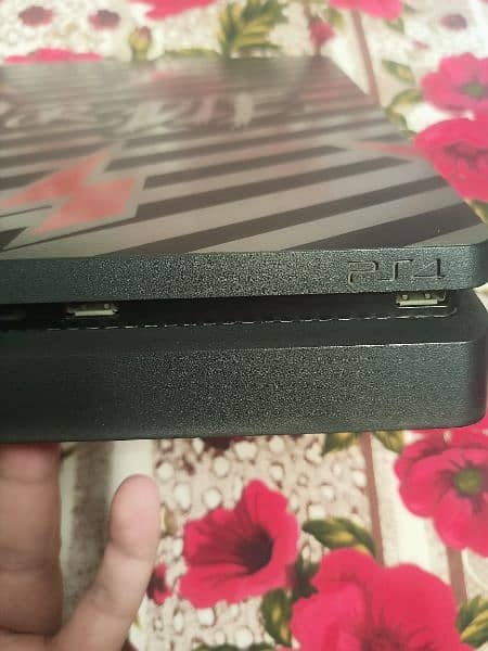 PS4 Slim 500 gb serial match box 1