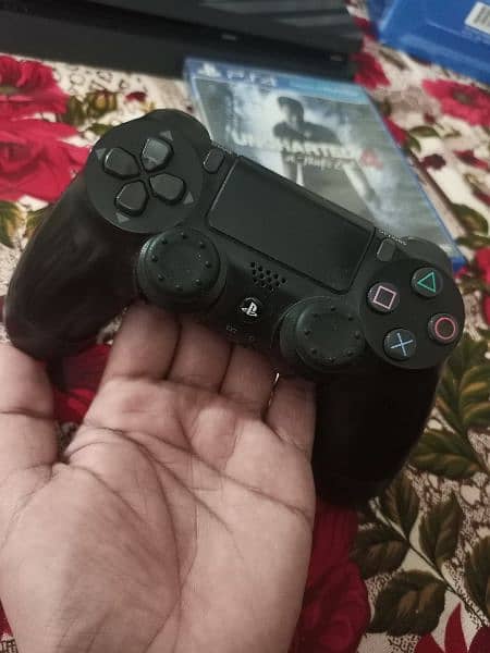 PS4 Slim 500 gb serial match box 12