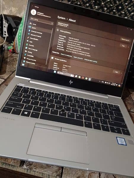 HP Elite Book i5 8Gen Scratchless Condition. 6