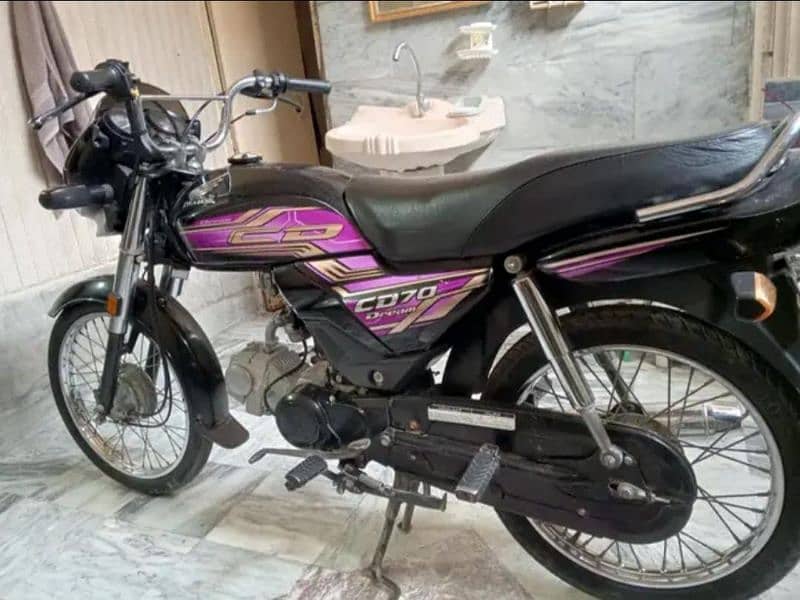 Honda CD 70 dream 5