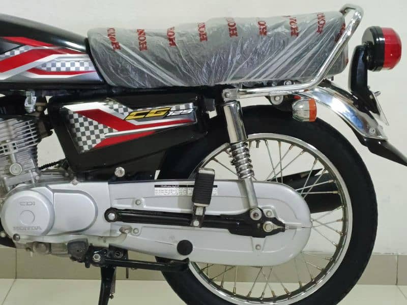 Honda CG 125 2024 Model 4