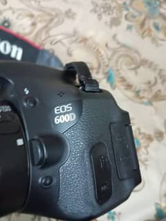 Canon 600D with 18-55mm Lens